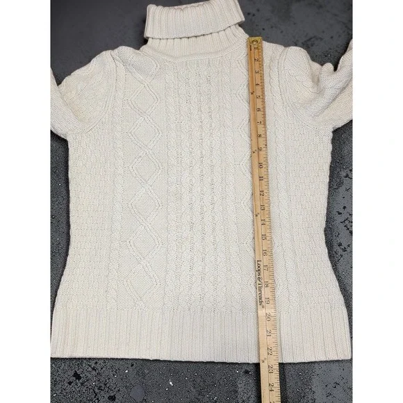 L.L. Bean Women's Cream Wool Blend Classic Cable Knit Turtleneck Sweater Large - Picture 4 of 6